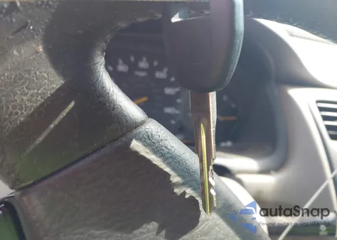 2000 Honda Accord 3.0 Ex из США, поврежденный, VIN 1HGCG1652YA026592